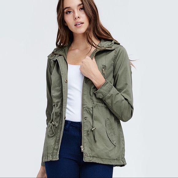 Pocketed Utility Jacket with Hoodie, Olive - Picture 3 of 7